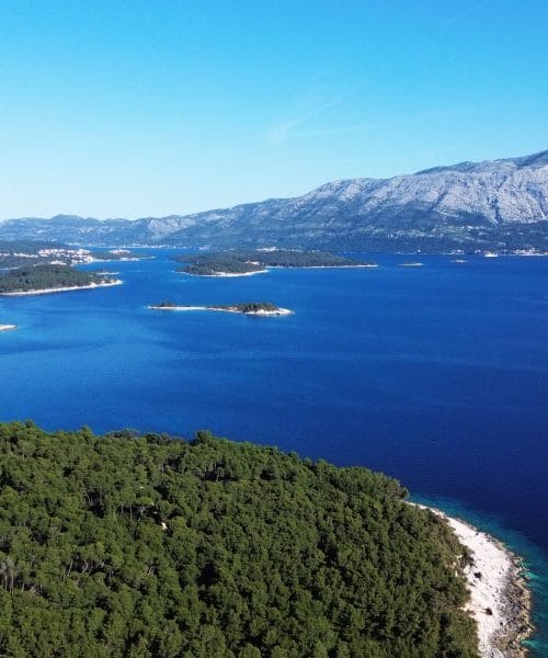 Sveti Ilija na Pelješcu – uspon na vrh s najljepšim pogledom na Jadranu