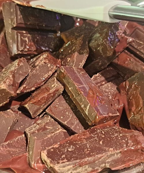 Najveća pogreška pri topljenju čokolade, o kojoj majstori govore baš pred blagdane