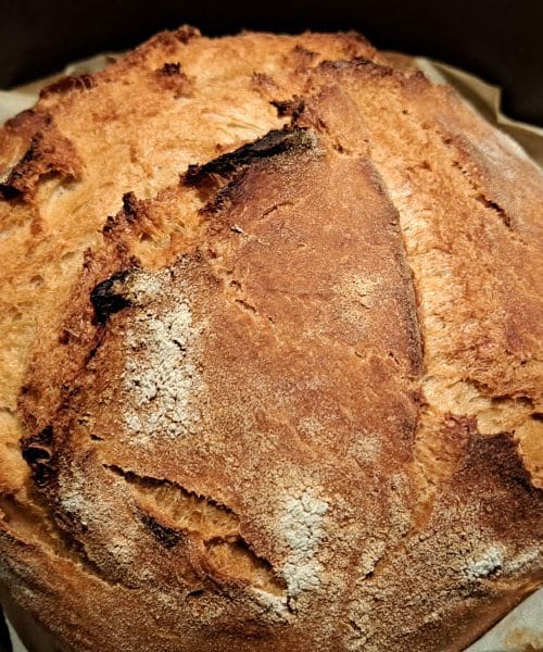 Zašto u prosincu pečemo više nego inače? Domaći kruh ima posebno značenje