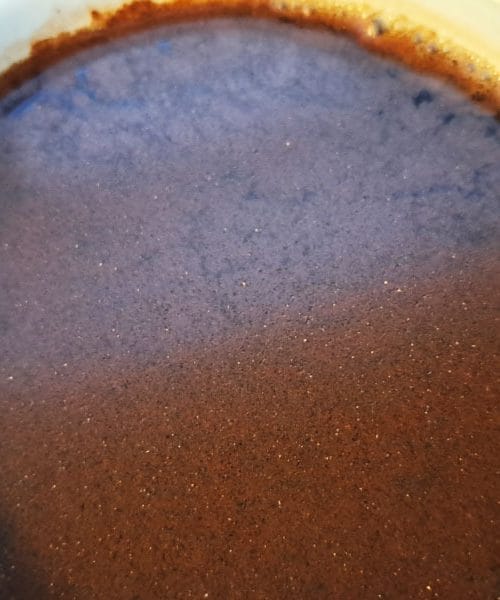 Zašto neki kuhari dodaju prstohvat soli u kavu – mali trik koji mijenja okus